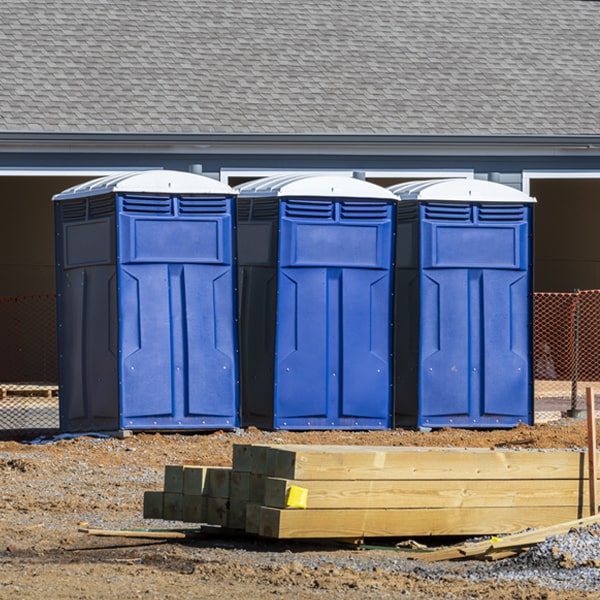 how can i report damages or issues with the porta potties during my rental period in Metzger Oregon